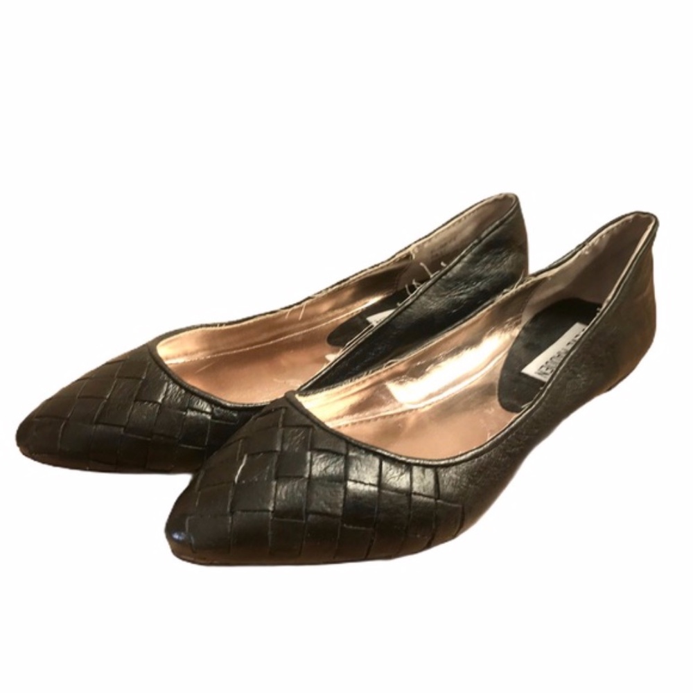 SOLD - Steve Madden P-inkyy Woven Flats